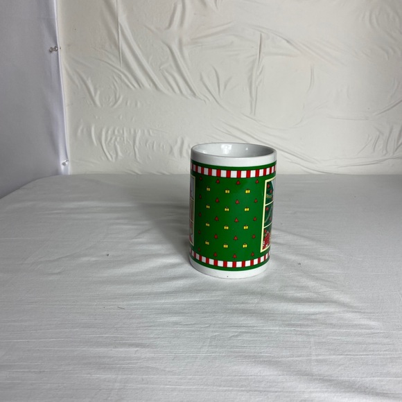 Houston Food holiday mug - Picture 3 of 5